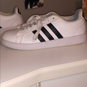 Adidas cloudfoam advantage stripe sneaker